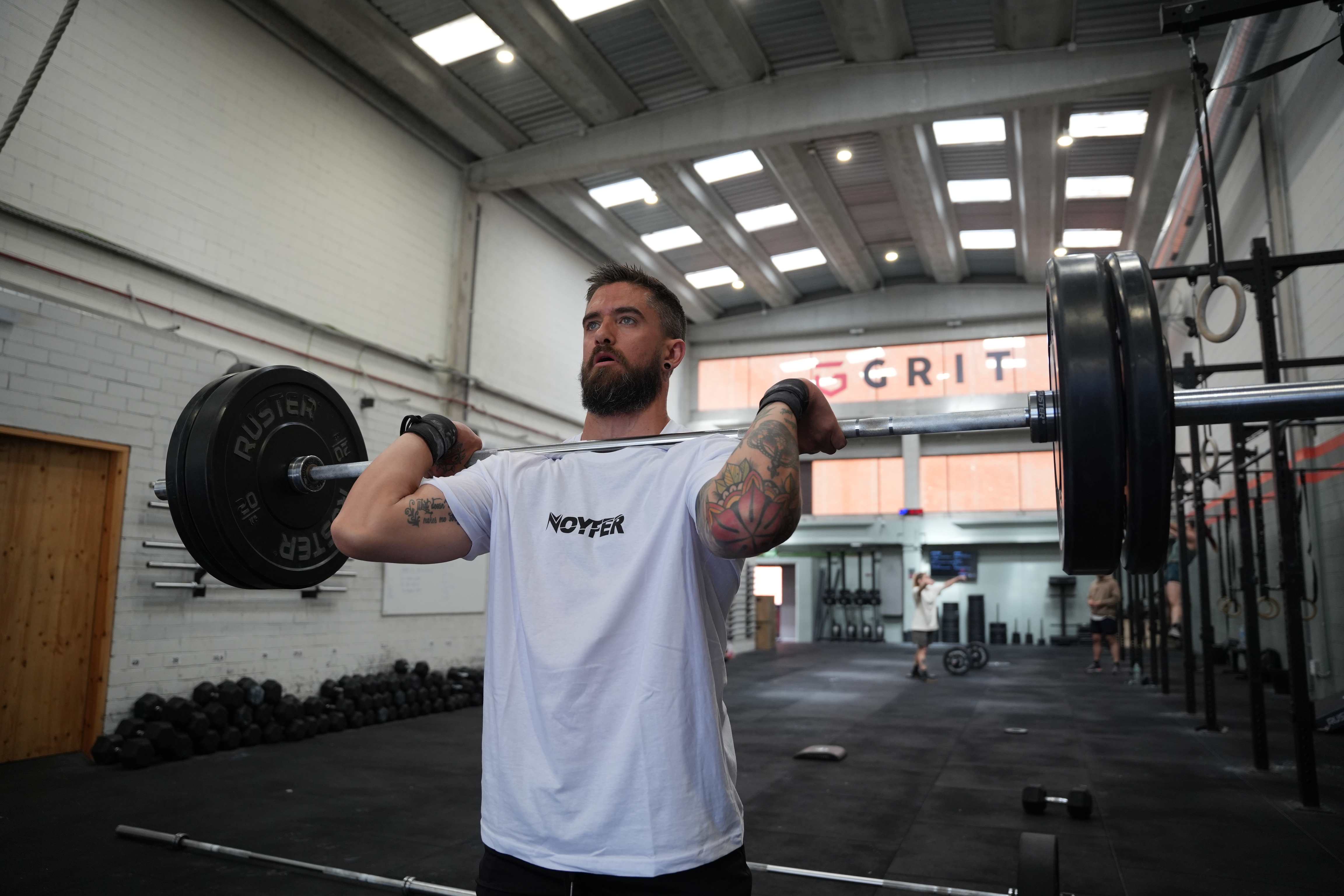 Professional sports photography Barcelona - Male athlete barbell training, gym photography Spain